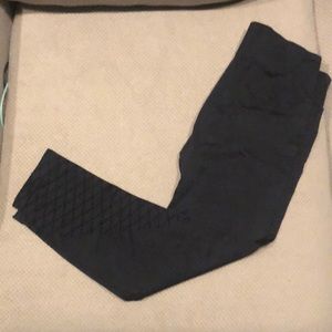 Motherhood Maternity Capri Leggings